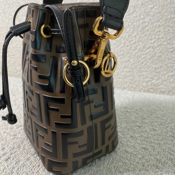 Authentic Fendi Mon Tresor Brown Leather mini-bag - Picture 9 of 16